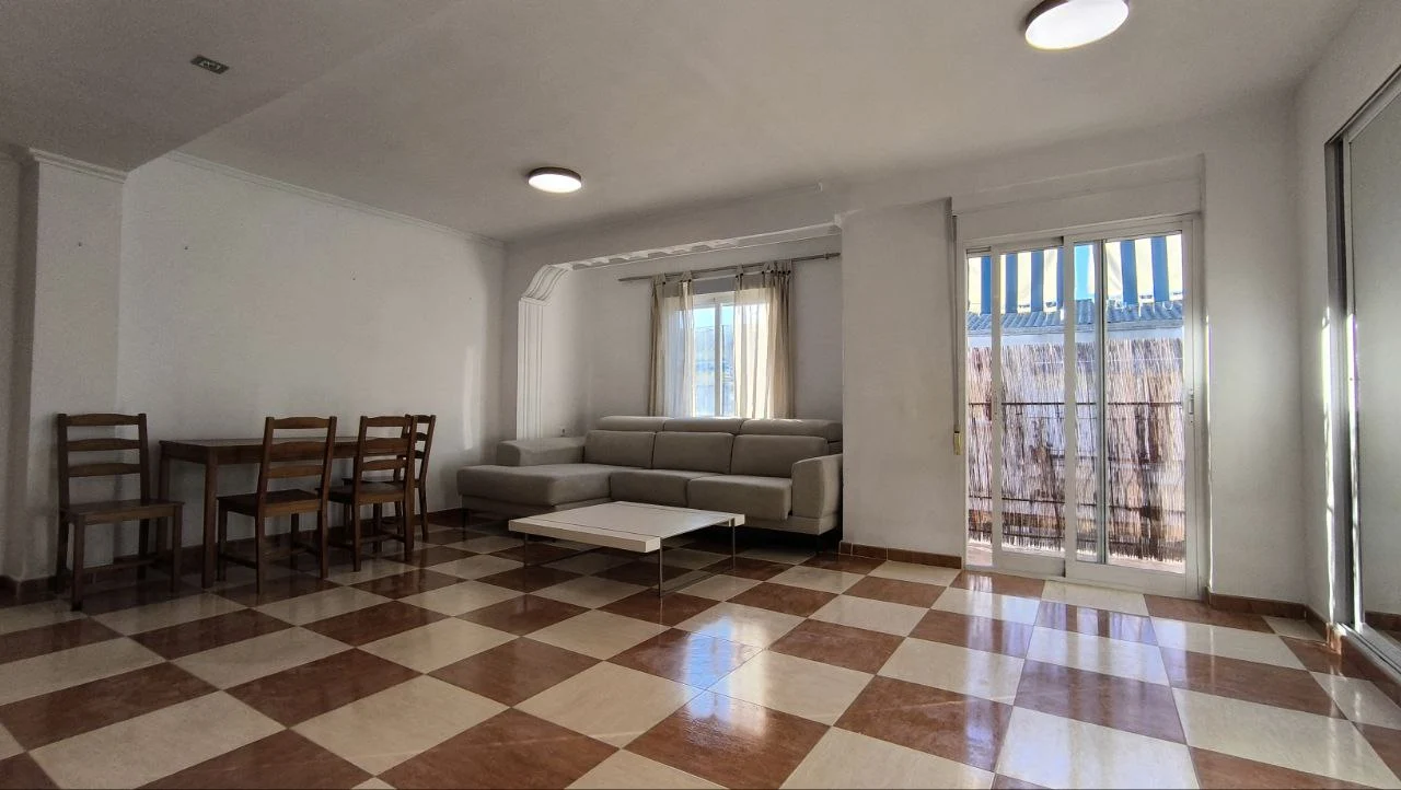 Alquiler a largo plazo de un apartamento de 2 dormitorios en Gandia 🔥 ¡ALQUILADO!